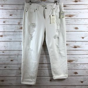 Lucky Brand White Distressed Jean (Bin: JK248x)
